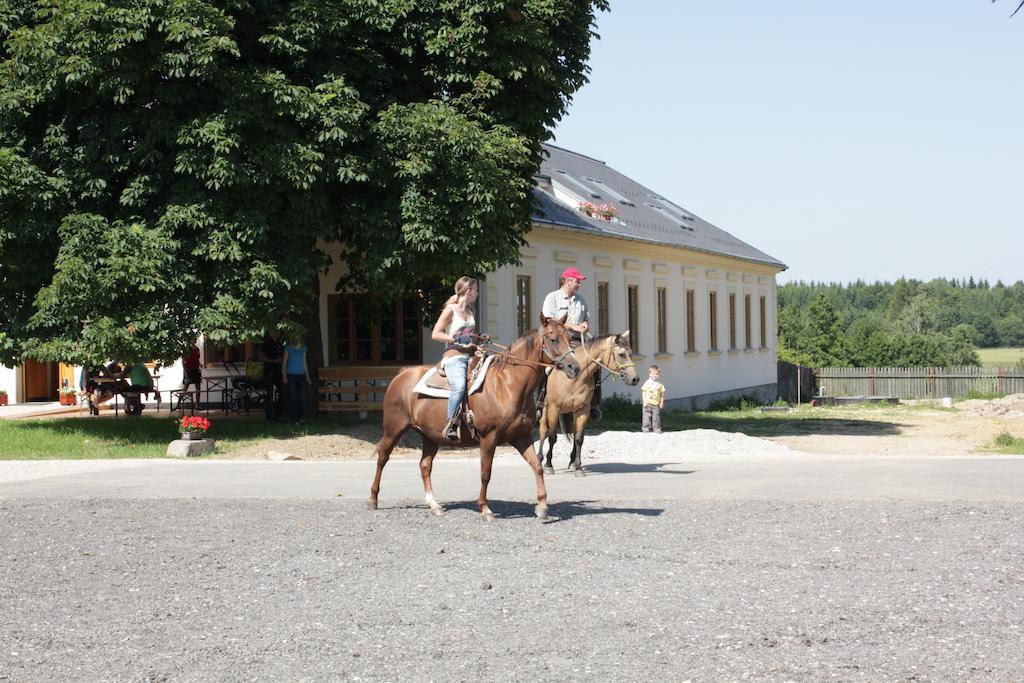 Bily Beranek Hotel Hladov Buitenkant foto